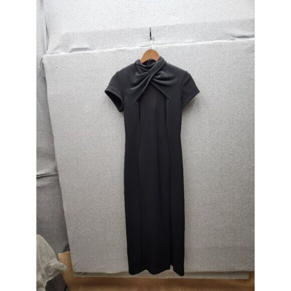 Elegant Black Evening Gown With Mesh Accents & Zipper Back  Nightway Collections - Picture 1 of 6